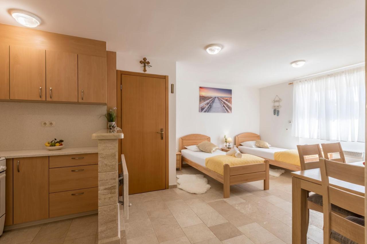 Villa Loza - Resort Moja Stina Seoca Extérieur photo